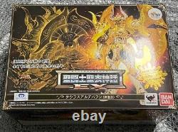 Bandai Saint Cloth Myth EX Saint Seiya Taurus Aldebaran God Cloth Figure Japan