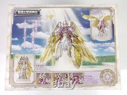 Bandai Saint Cloth Myth Saint Seiya Athena Action Figure open box