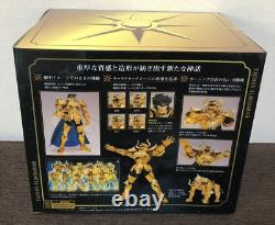 Saint Seiya Cloth Myth EX TAURUS ALDEBARAN Revival ver. Figure Bandai